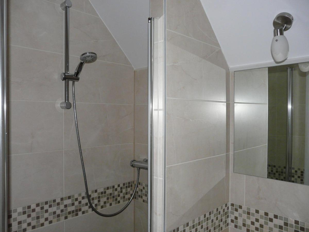 Mamoucafecouette Bed & Breakfast Roz-sur-Couesnon Exterior photo