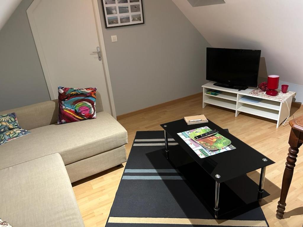 Mamoucafecouette Bed & Breakfast Roz-sur-Couesnon Exterior photo
